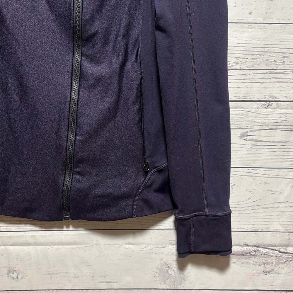 Lululemon jacket - Picture 2 of 9